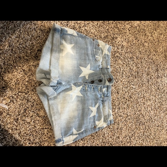Star Jean shorts - Picture 2 of 4